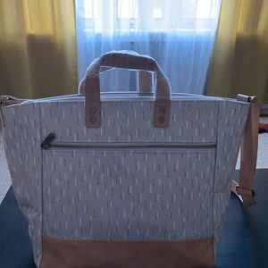 Large crossbody tote